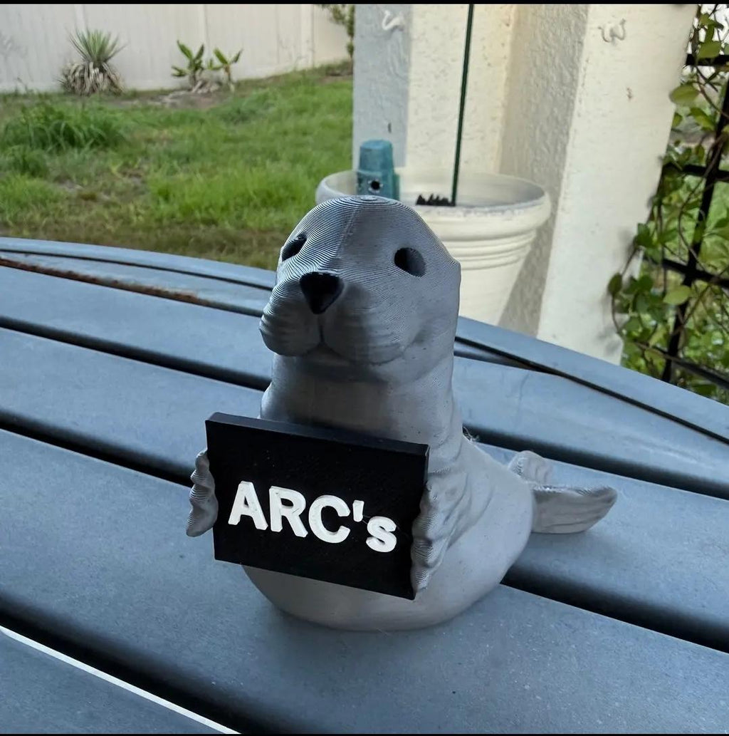 Bookshelf Seal